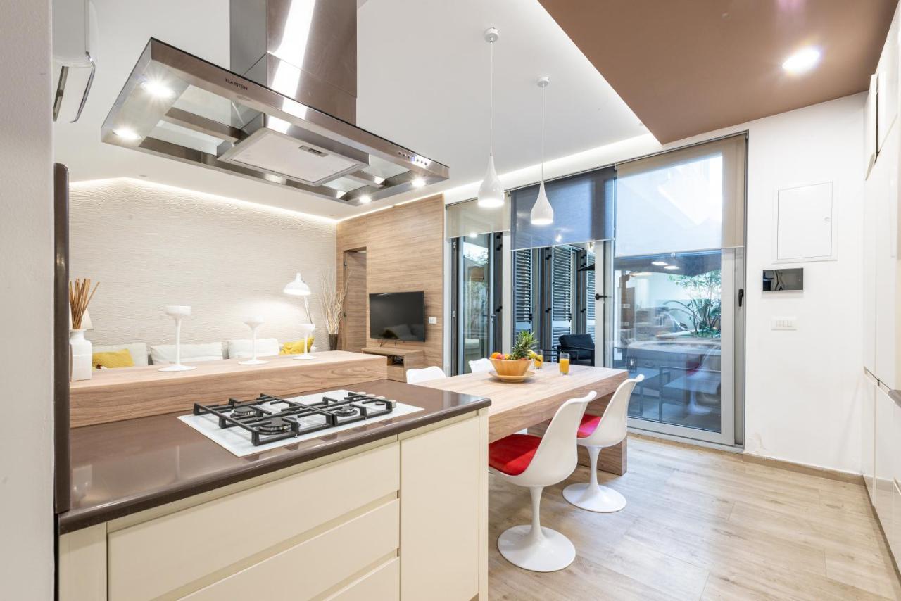 Adriatic Orsan Apartments ドゥブロブニク エクステリア 写真